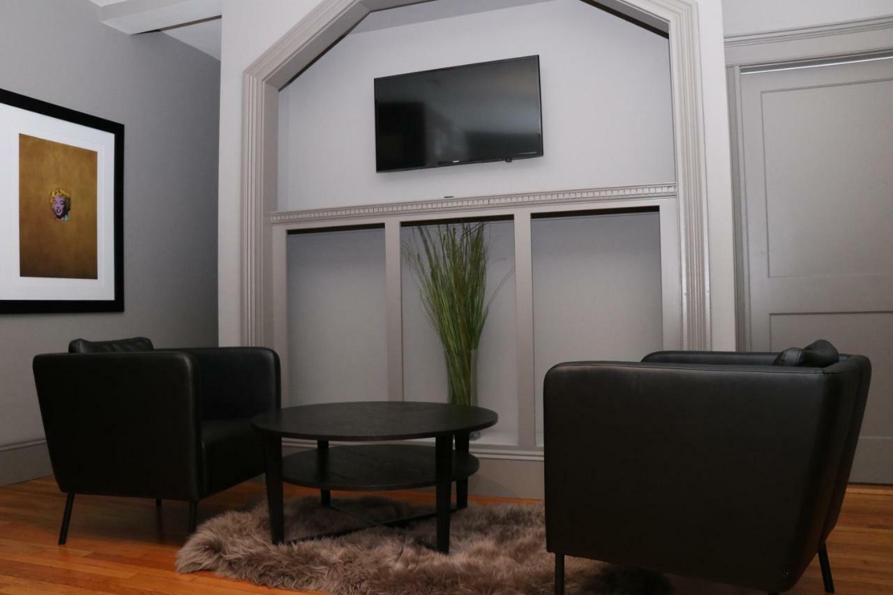 A Stylish Stay W/ A Queen Bed, Heated Floors.. #31 بروكلاين المظهر الخارجي الصورة